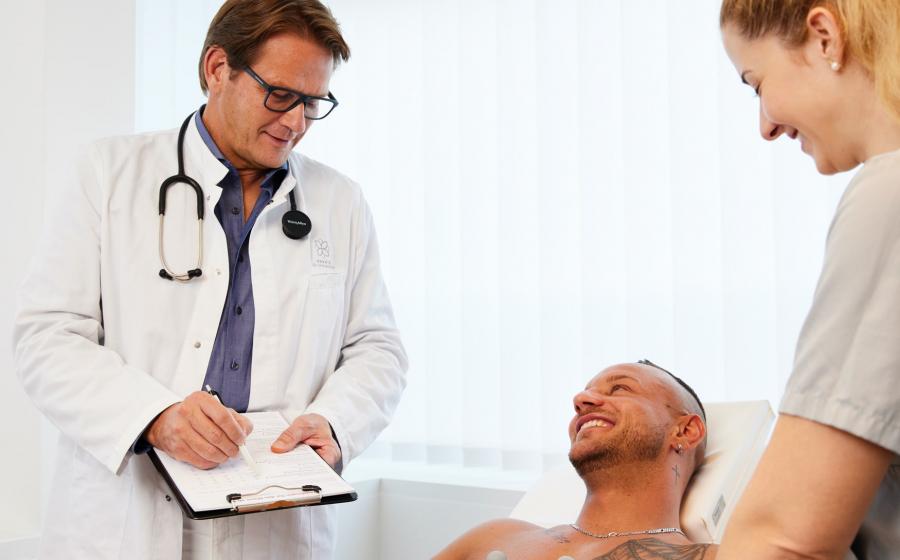 ΟΜΟΙΟΠΑΘΗΤΙΚΗ: ΠΟΙΟΣ ΜΠΟΡΕΙ ΝΑ ΤΗΝ ΕΞΑΣΚΗΣΕΙ